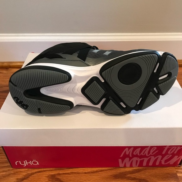 Ryka Devotion XT Mid Top Training Shoe - Size 8.5 - Picture 7 of 8